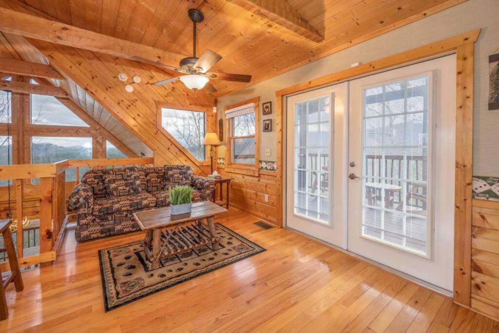 Over The Mountain - Smoky Mountain View Cabin Sevierville Esterno foto
