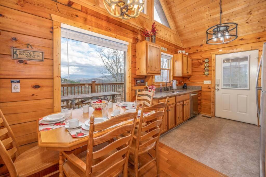 Over The Mountain - Smoky Mountain View Cabin Sevierville Esterno foto