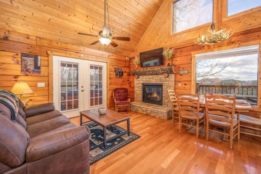 Over The Mountain - Smoky Mountain View Cabin Sevierville Esterno foto